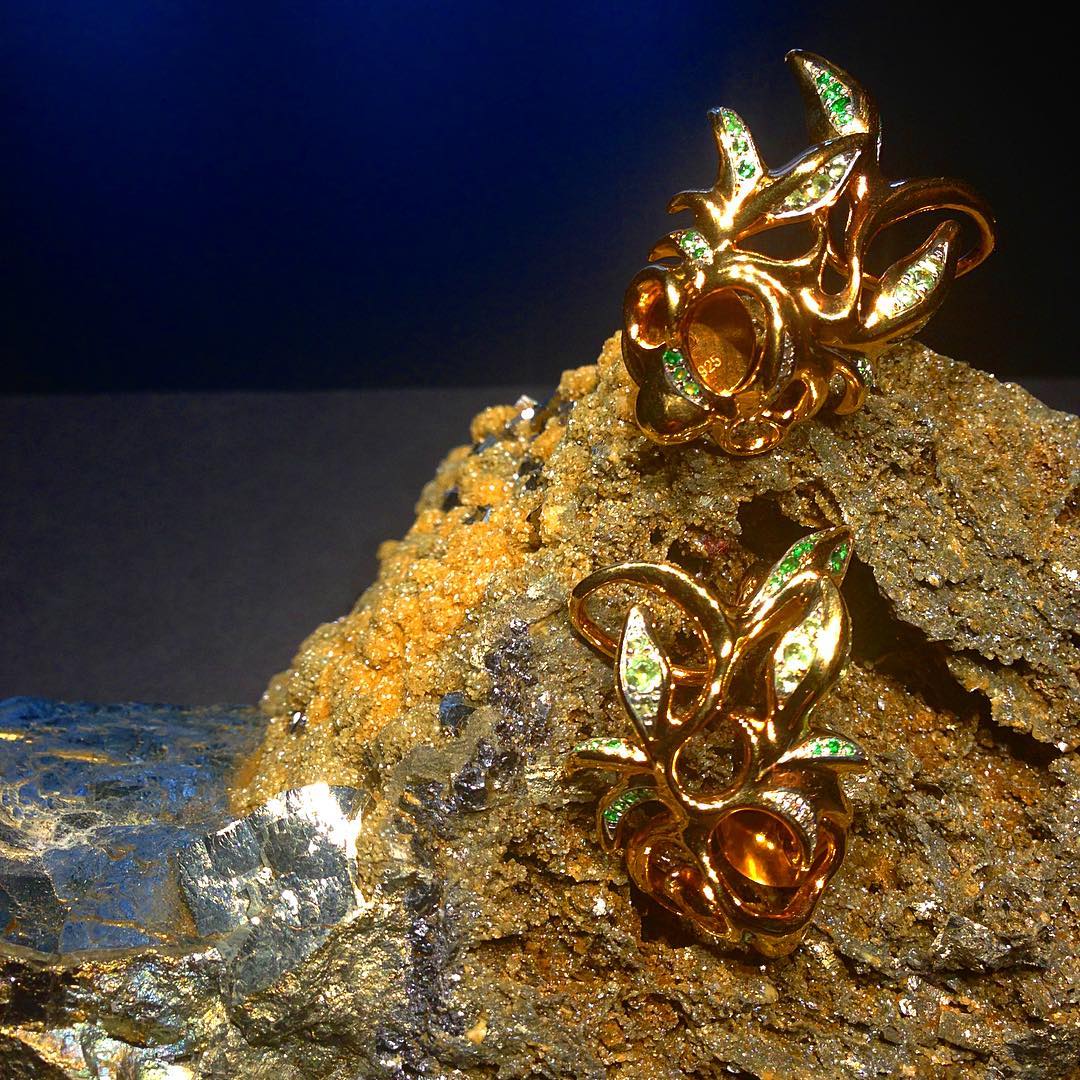 finejewelry earrings gold gemstone tsavo diamond nature plant luxury instagood instamood instadaily instajewels accessories