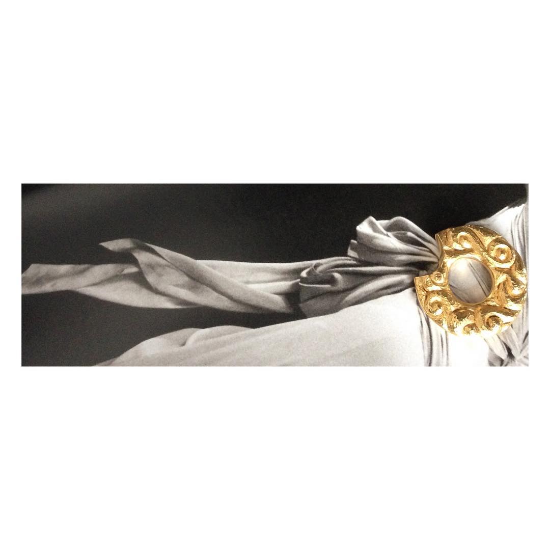 finejewelry ring gold  hammered drapery silk flow panorama ancient craft atelier munich oneofakind instagood instajewelry haveaniceday