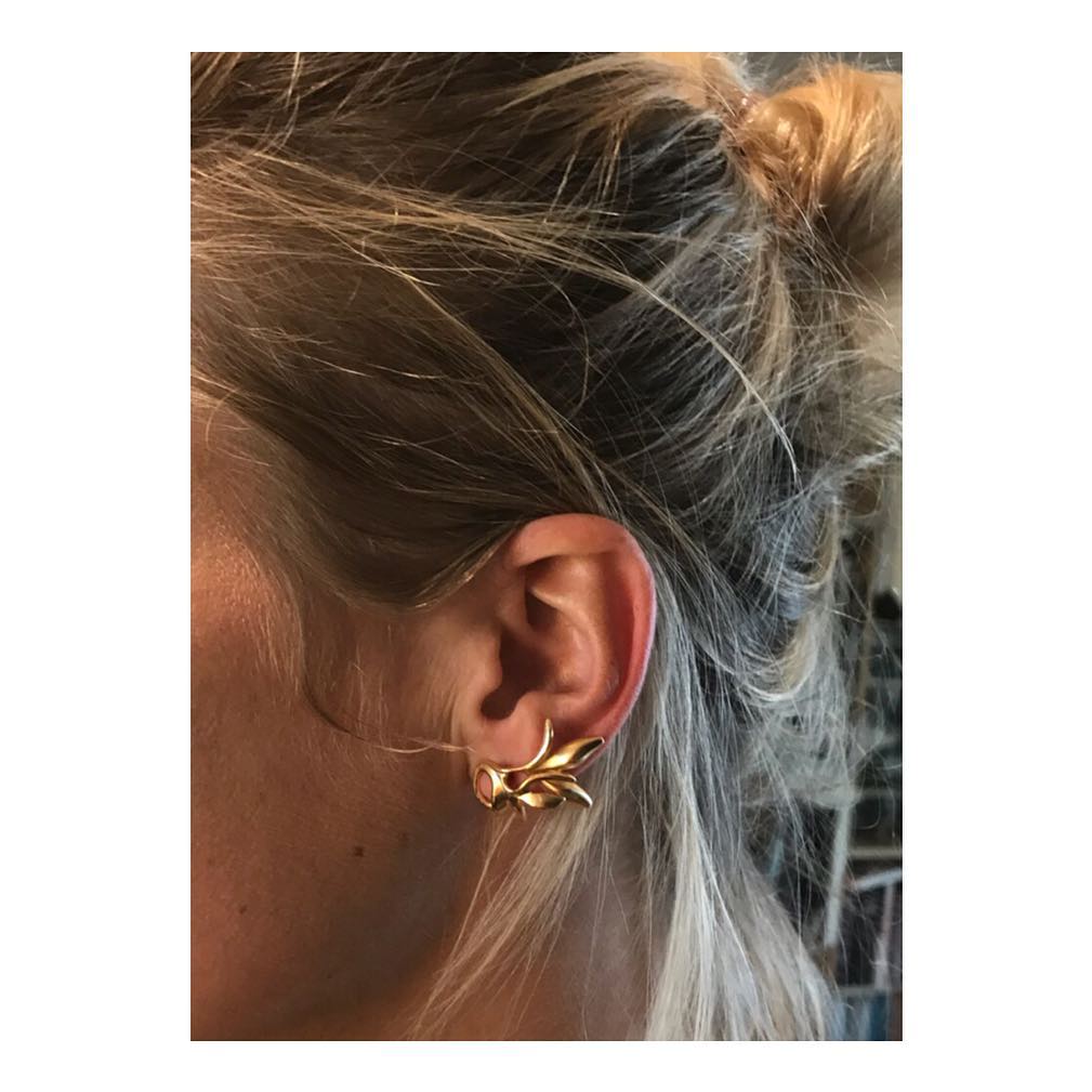 finejewelry earring gold leaves nature variation combinations feminine atelier munich handcrafted oneofakind jewelryaddict instajewelry instagood haveaniceday