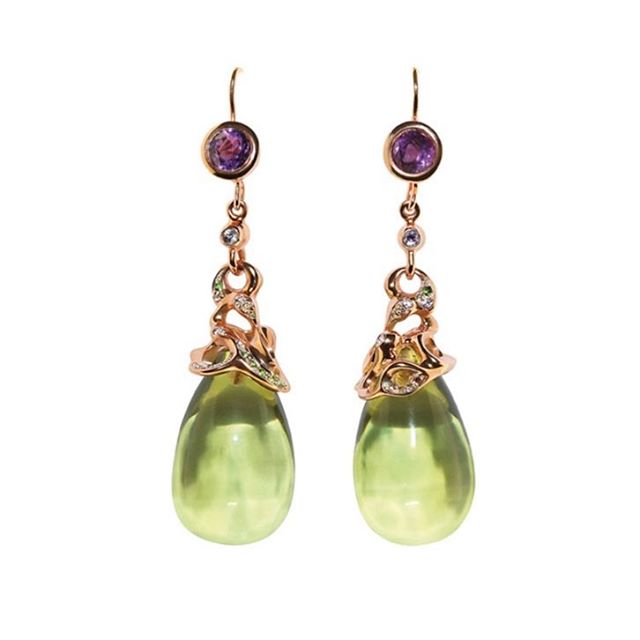 finejewelry earrings gold gemstone diamond green amber elegant swirly drop atelier munich handcrafted jewlery oneofakind instagood instagood haveaniceday