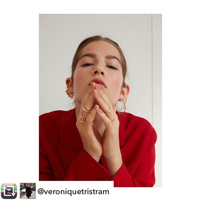 Repost from @veroniquetristram @itselizapetersen captured by @lydiagorges for by @dominikwho @ciccisvahn @ania_grzeszczuk @susabeckfinejewellery