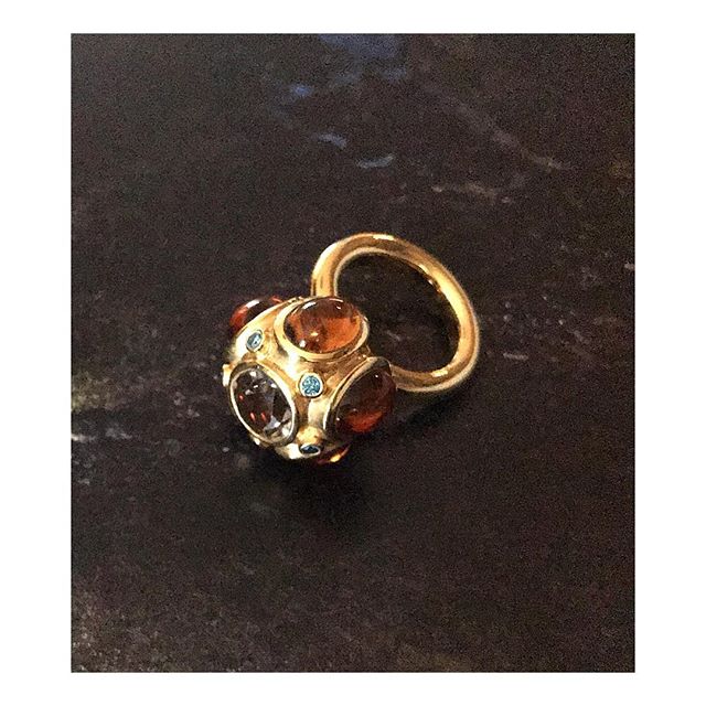 finejewellery ring gold gemstone colored diamond capsule diving bell earth warm glow natural mood atelier munich oneofakind jewels instajewellery instagood haveaniceday